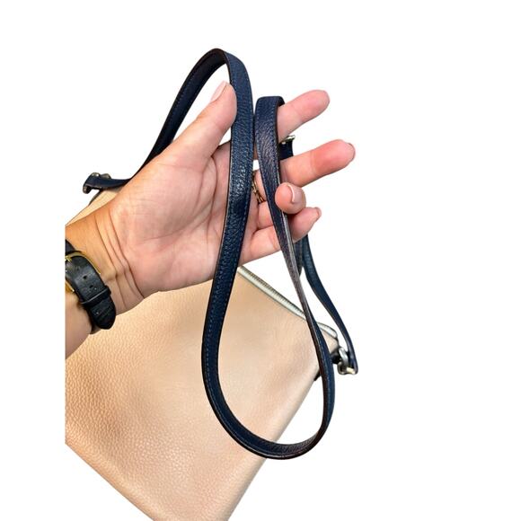 Kate Spade Polly Medium Crossbody Bag Pebbled Leather Blush White Navy Strap - Picture 8 of 11
